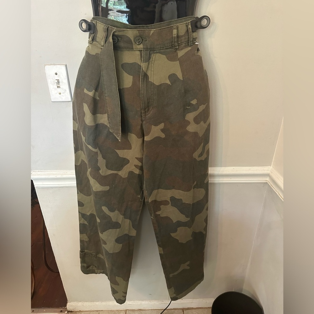 Camo wide leg Zara pants
